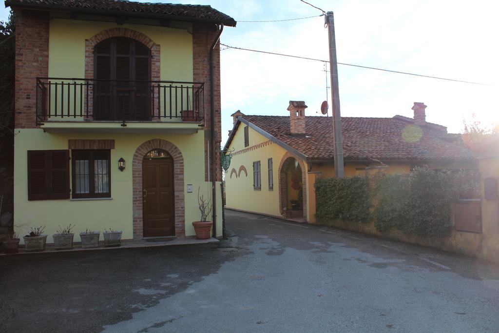 Bed and Breakfast Tra... Monti E Vigne La Morra Zewnętrze zdjęcie